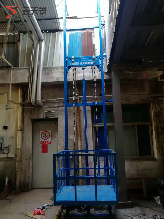 镇江导轨式升降货梯